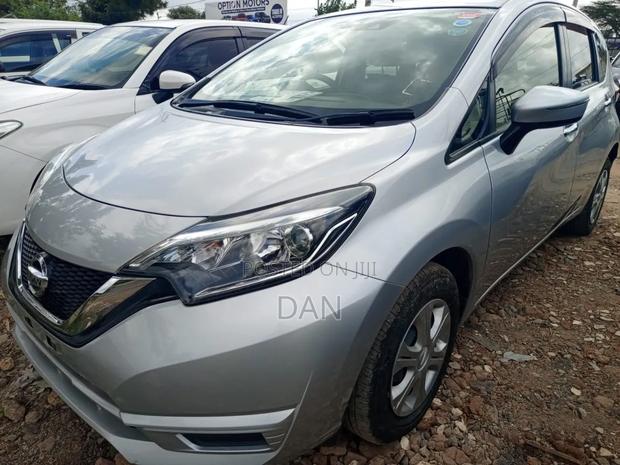 Nissan Note 2018 Silver
