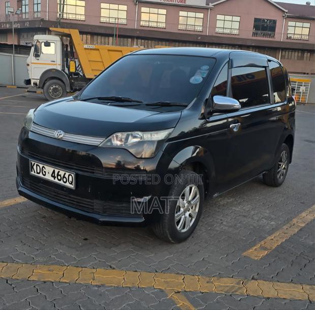 Toyota Spade 2015 Black
