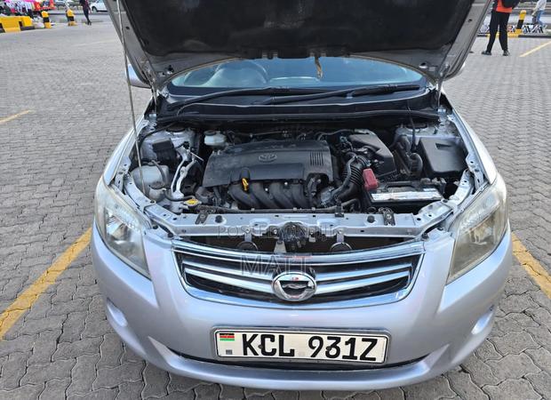 Toyota Corolla Fielder 2011 Silver