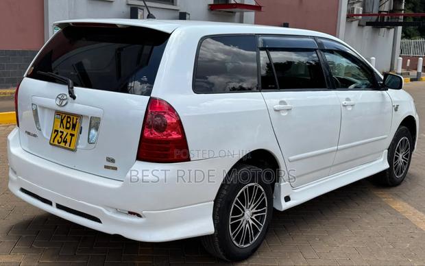 Toyota Corolla Fielder 1.5 Petrol FWD 2006 White