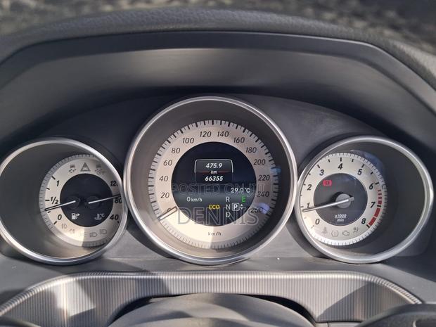 Mercedes-Benz E250 SV Premium 2014