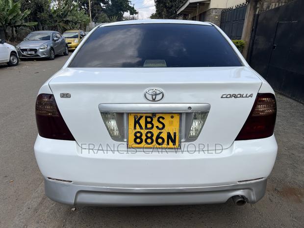 Toyota Corolla 2006 White