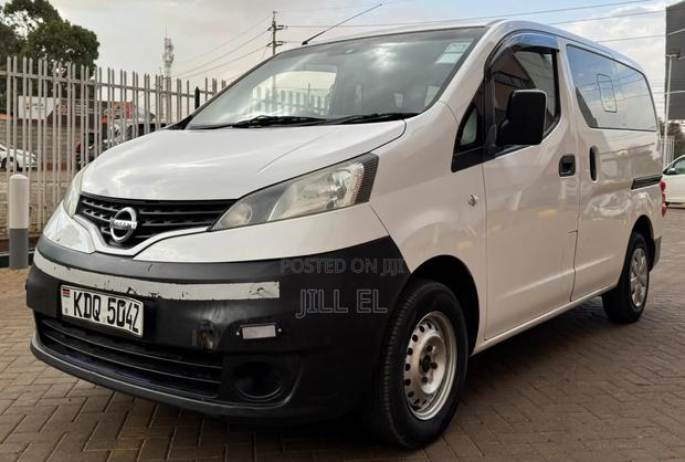 Nissan NV200 2018 White
