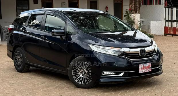 Honda Fit Shuttle 2019 Black