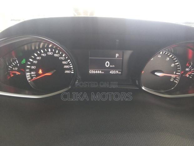 Peugeot 308 2016 Blue