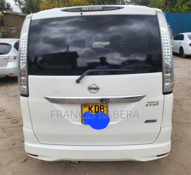 Nissan Serena 2012 White