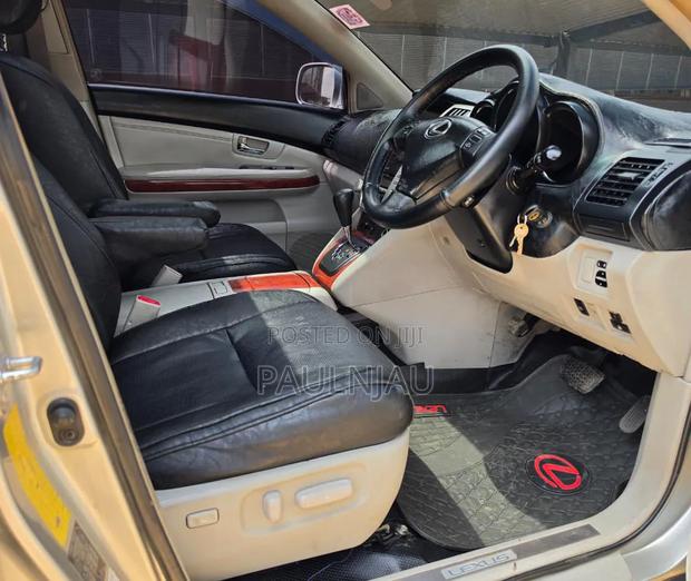 Lexus RX 2005