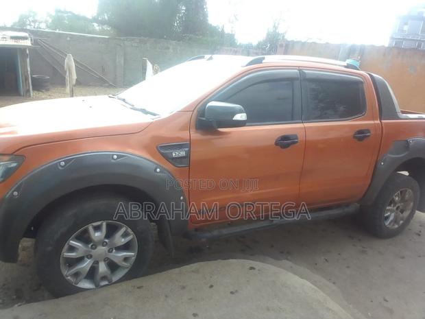 Ford Ranger Wildtrak 2014 Orange