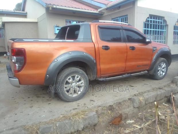 Ford Ranger Wildtrak 2014 Orange