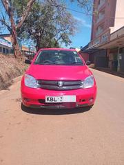 Toyota IST 2004 Maroon for sale