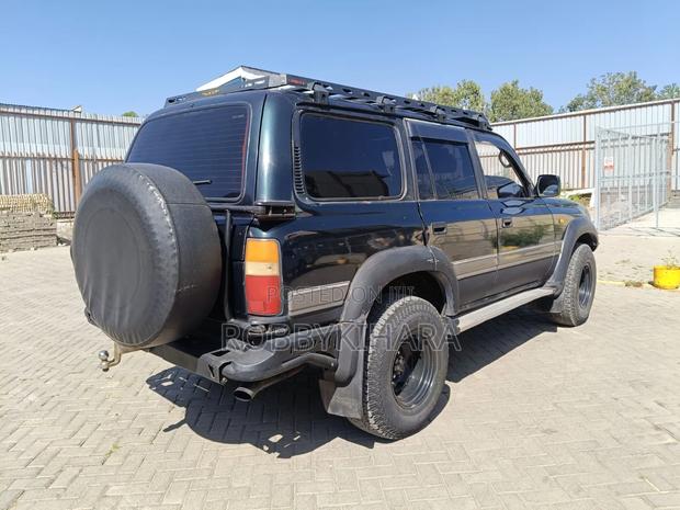 Toyota Land Cruiser 79 Series 2001 Green