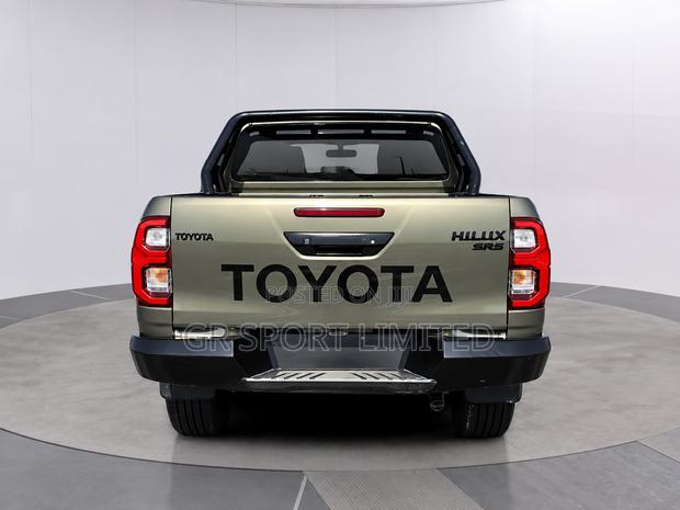 Toyota Hilux Revo Double Cab Deisel 2.8 AWD 2019 Brown