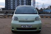 Toyota Porte 2009 Green for sale