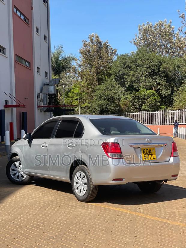 Toyota Axio 2014 Silver