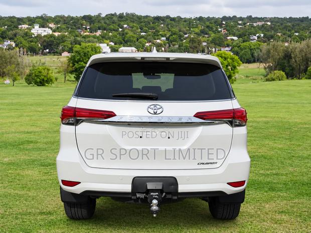 Toyota Fortuner 2.8 D AWD 2019 White