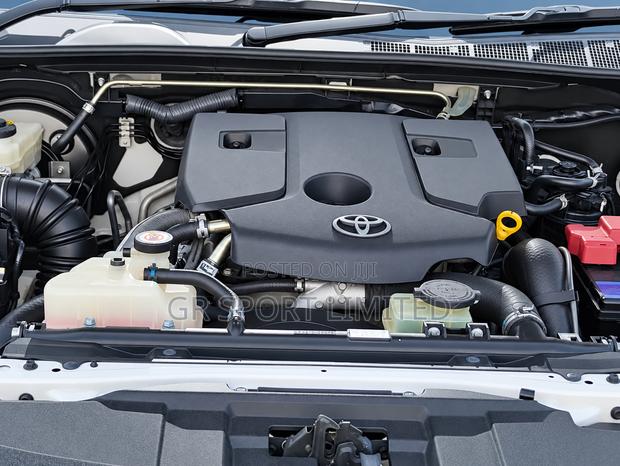 Toyota Fortuner 2.8 D AWD 2019 White