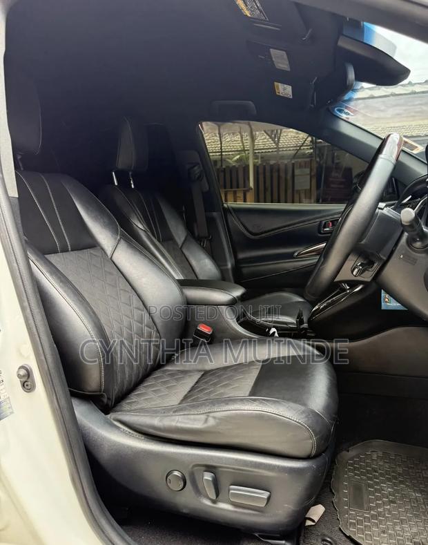 Toyota Harrier 2016 White