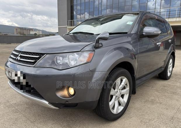 Mitsubishi Outlander 2010 Gray