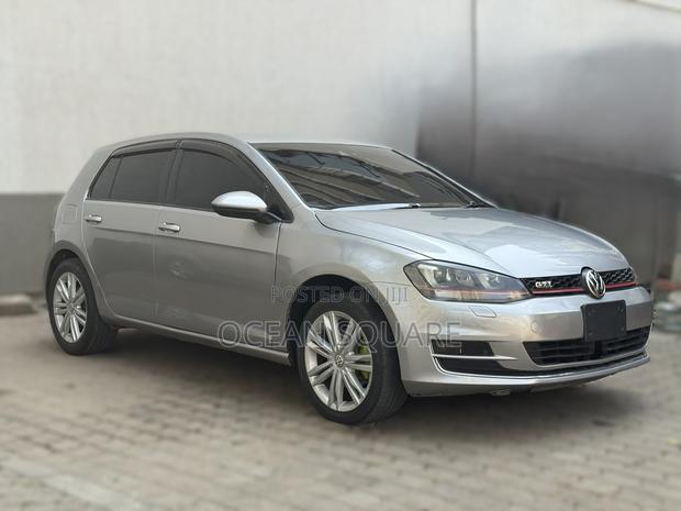 Volkswagen Golf 2013 Silver