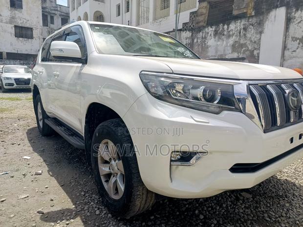 Toyota Land Cruiser Prado 2.7 2020 White