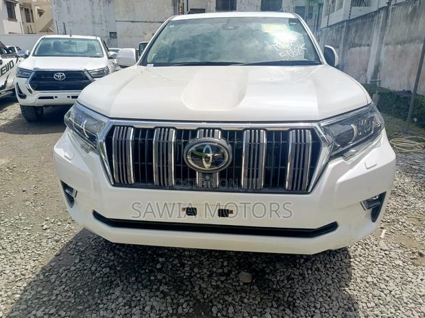 Toyota Land Cruiser Prado 2.7 2020 White