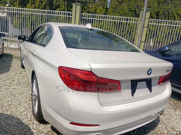 BMW 523i 2018 White