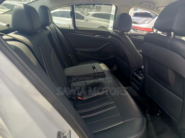 BMW 523i 2018 White