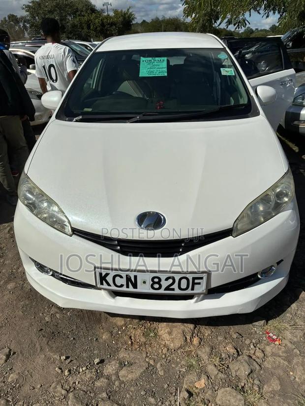 Toyota Wish 2010 Pearl