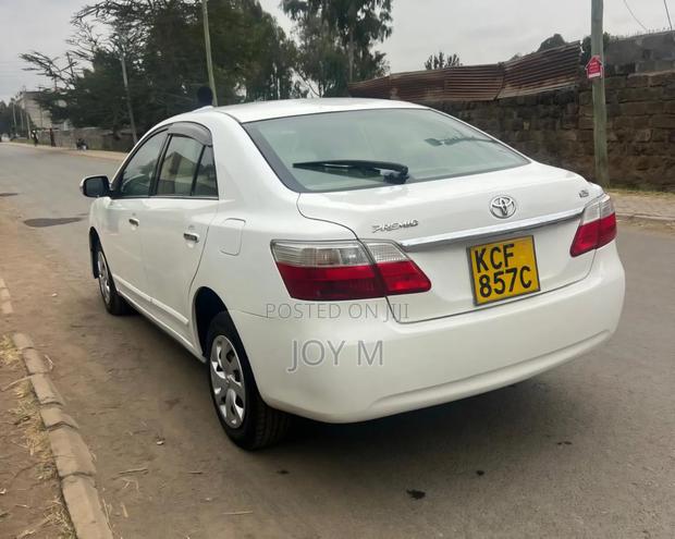 Toyota Premio 2012 White