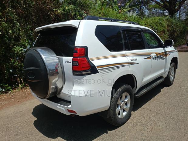 Toyota Land Cruiser Prado 3.0 TD 2012 Pearl