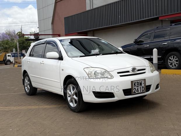 Toyota Corolla RunX 2006 White