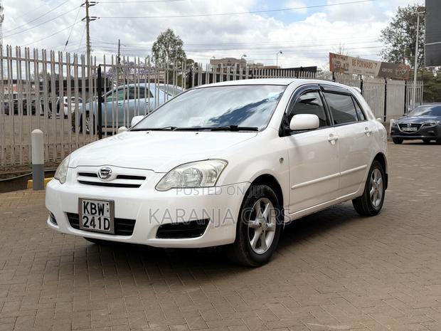 Toyota Corolla RunX 2006 White