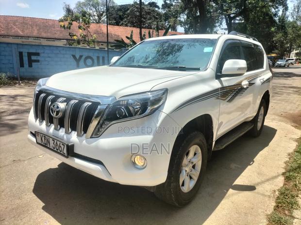 Toyota Land Cruiser Prado 2012 White