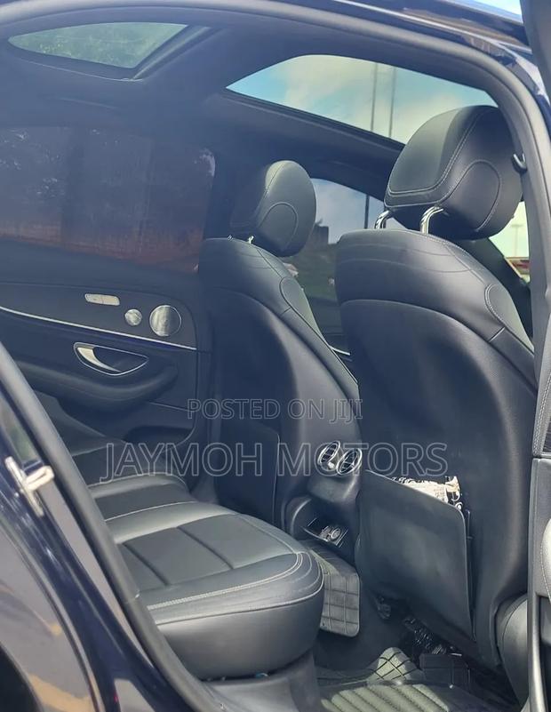 Mercedes-Benz E250 2018 Blue