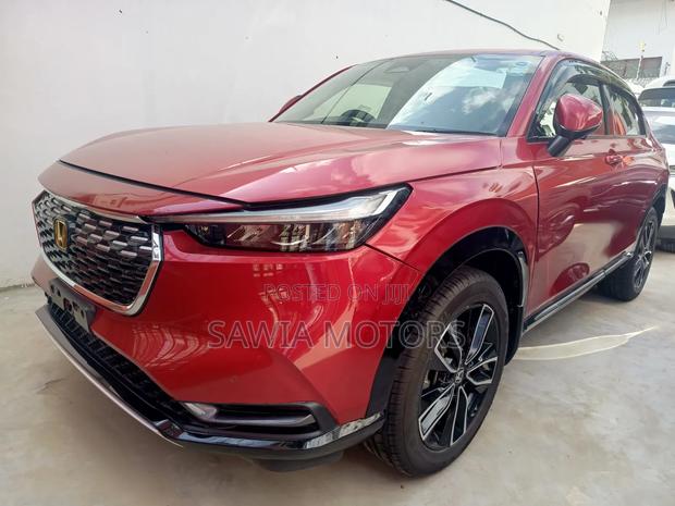 Honda Vezel 1.5 Hybrid 4WD 2021 Red