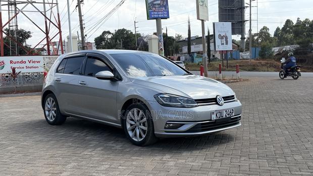 Volkswagen Golf 2017 Gray