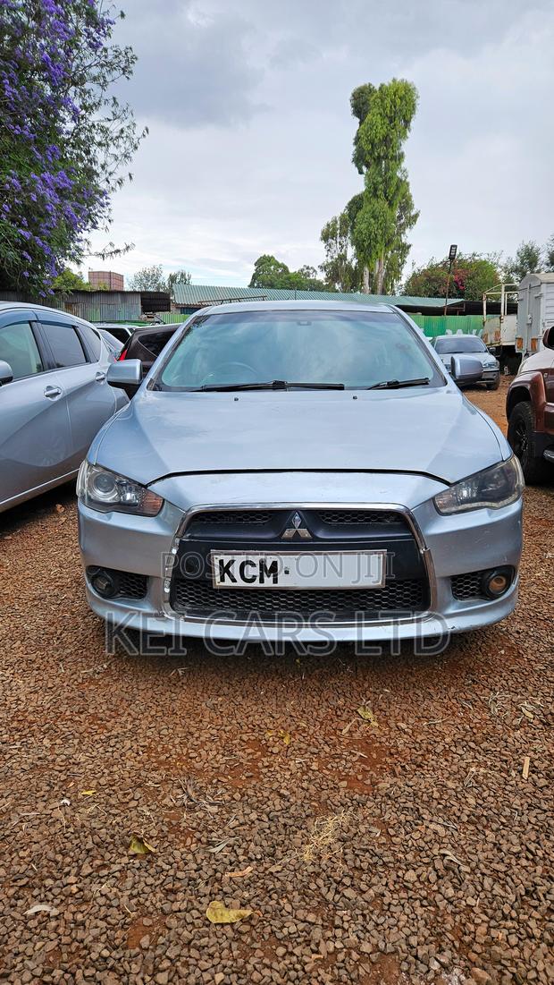 Mitsubishi Galant 2010 Silver
