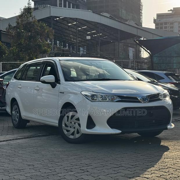 Toyota Corolla Fielder 1.5 Petrol AWD 2020 White