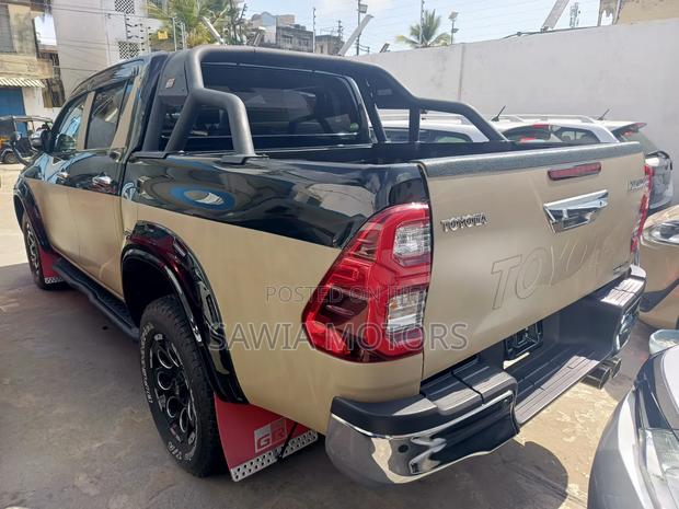 Toyota Hilux Revo Double Cab Deisel 2.8 AWD 2020 Black