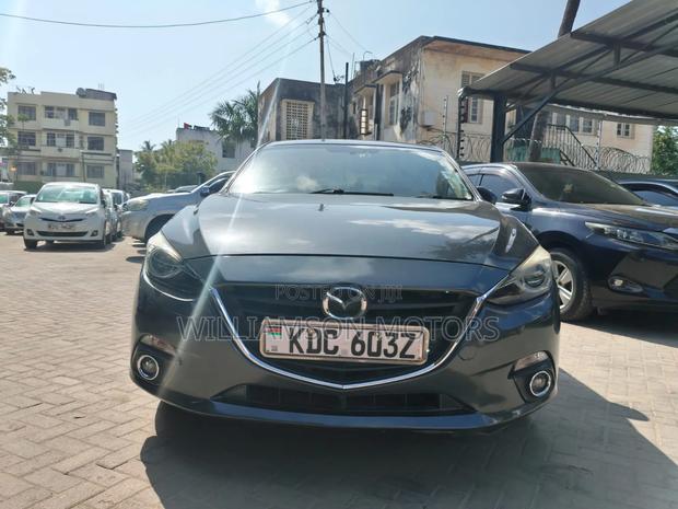 Mazda Axela SV Premium 2014 Gray