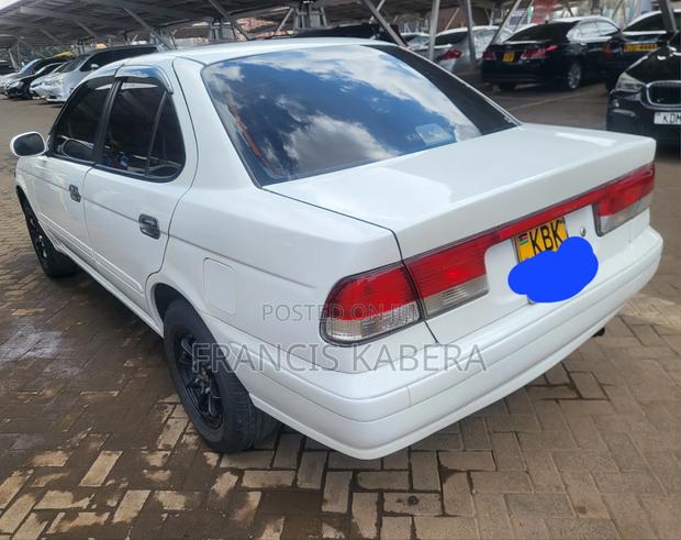 Nissan FB15 2006 Pearl