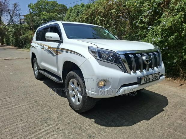 Toyota Land Cruiser Prado 3.0 TD 2012 White