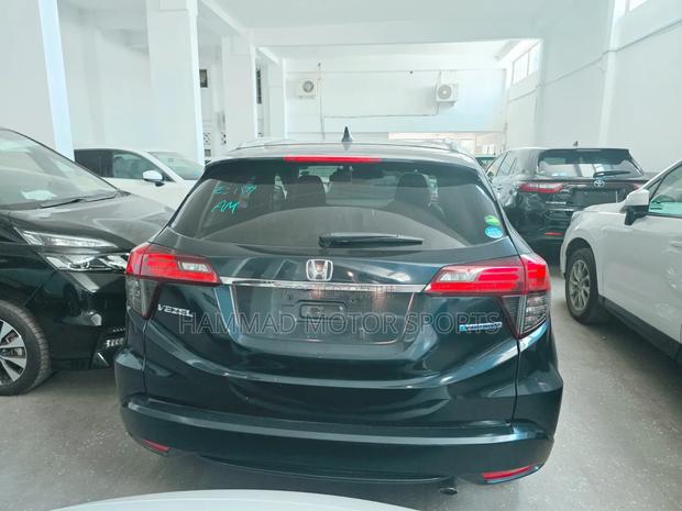 Honda Vezel 1.5 Hybrid 2WD 2018 Black