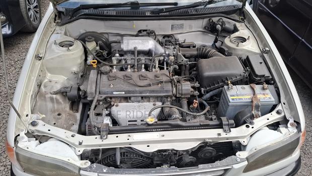 Toyota Corolla Automatic 1999 Silver