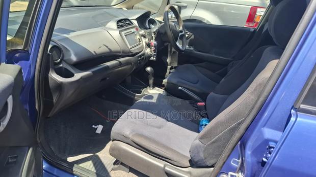 Honda Fit Automatic 2012 Blue