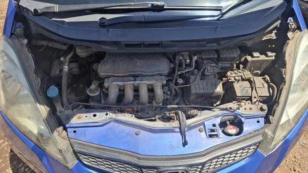 Honda Fit Automatic 2012 Blue