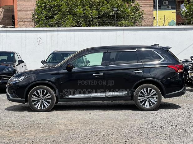 Mitsubishi Outlander 2019 Black