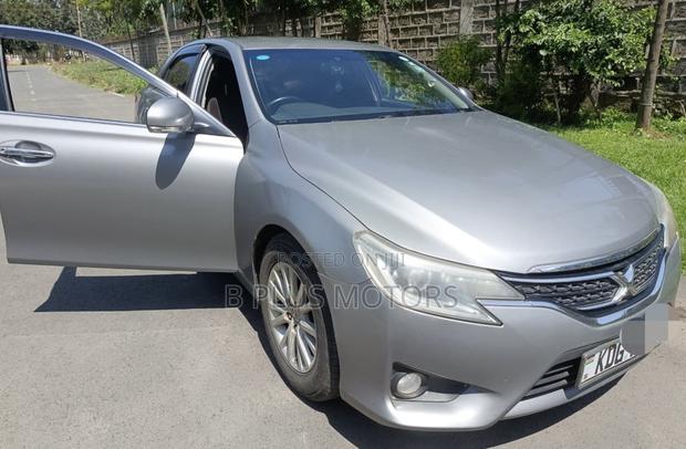 Toyota Mark X 2014 Silver