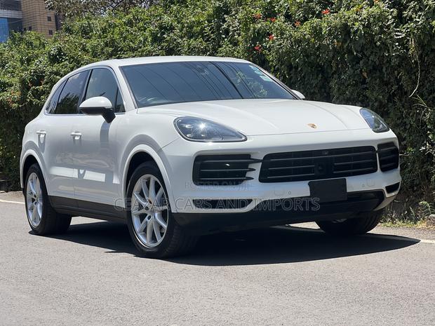 Porsche Cayenne Platinum Edition AWD 2018 White