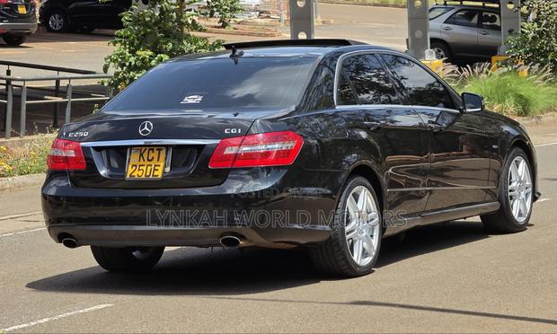 Mercedes-Benz E250 2011 Black